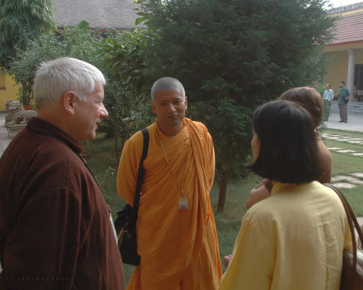 Discussion among delegates on Child Rights